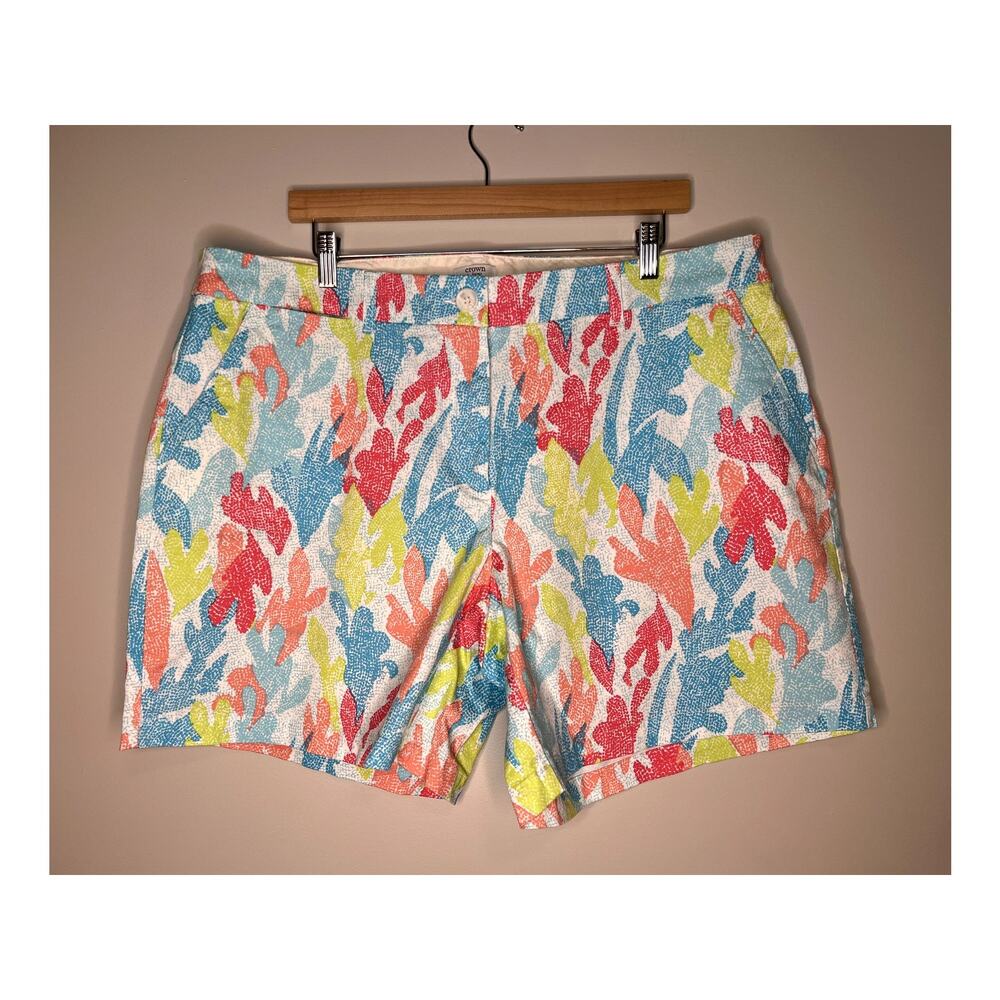 Crown & Ivy Pink Coral Green Blue Beach Tropical Print Chino 6 Inch Shorts 20W